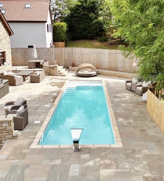 HeatForm swimming pool