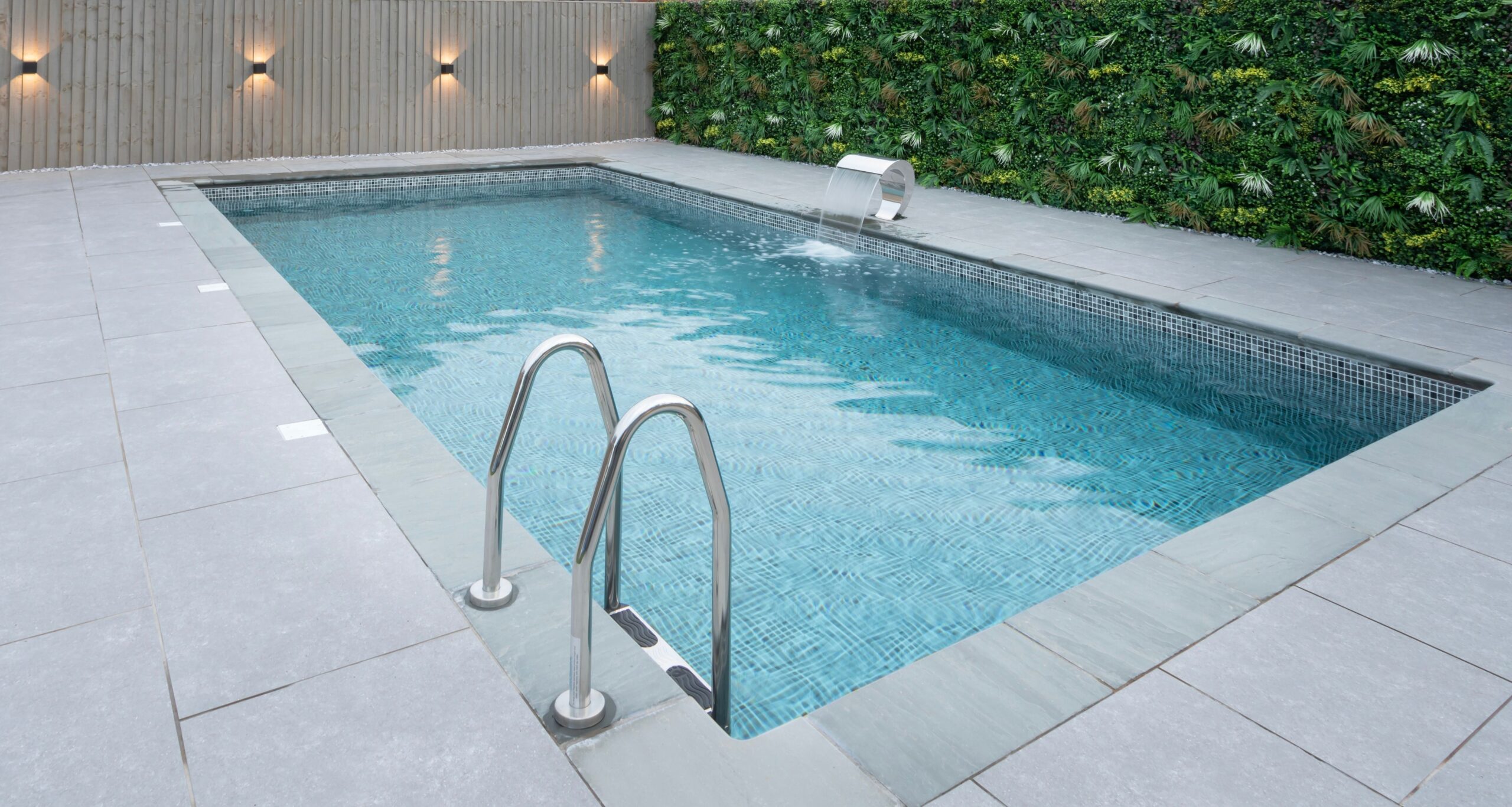 Wooden swimming pool with Scandinavian Redwood timber walls