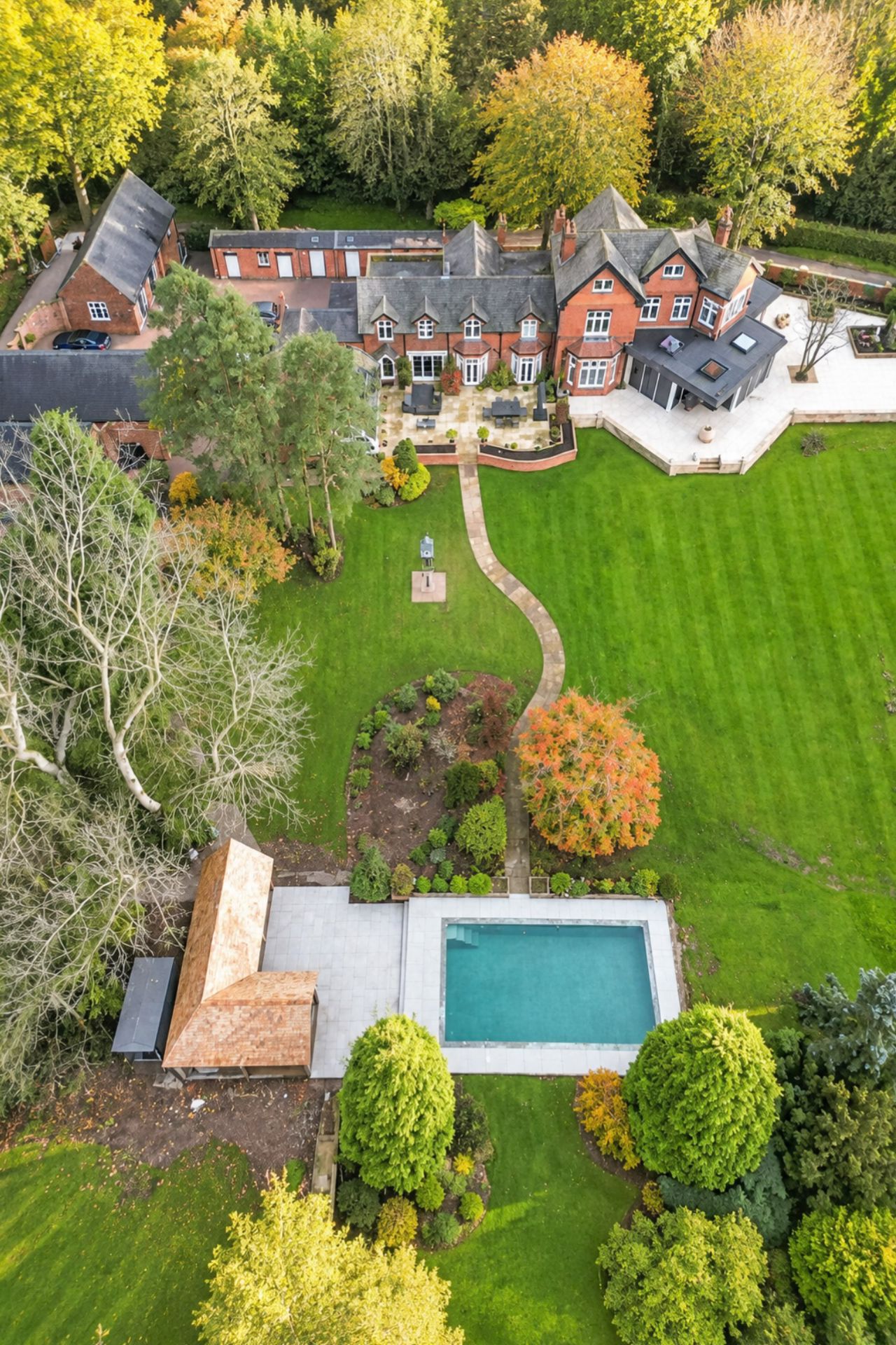 High view of the finished tiled GRP pool and surround